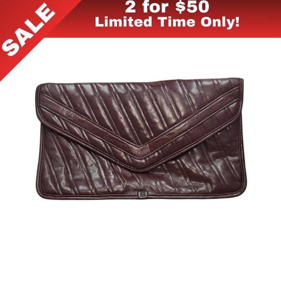 [Sale: 2 for $50!] VINTAGE QUILTED LEATHER CLUTCH - Envelope Style - Picture 1 of 8